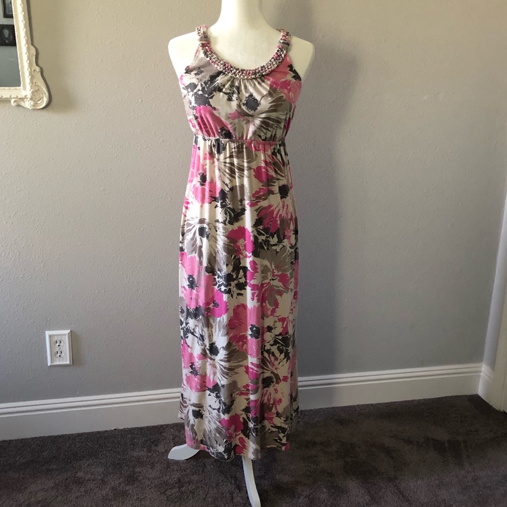 Sleeveless Floral maxi dress